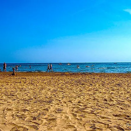 Close To The Sea - Beahost 3*