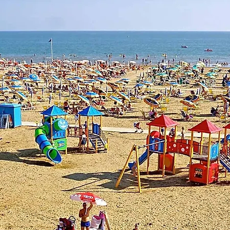 Close To The Sea - Beahost Hotel